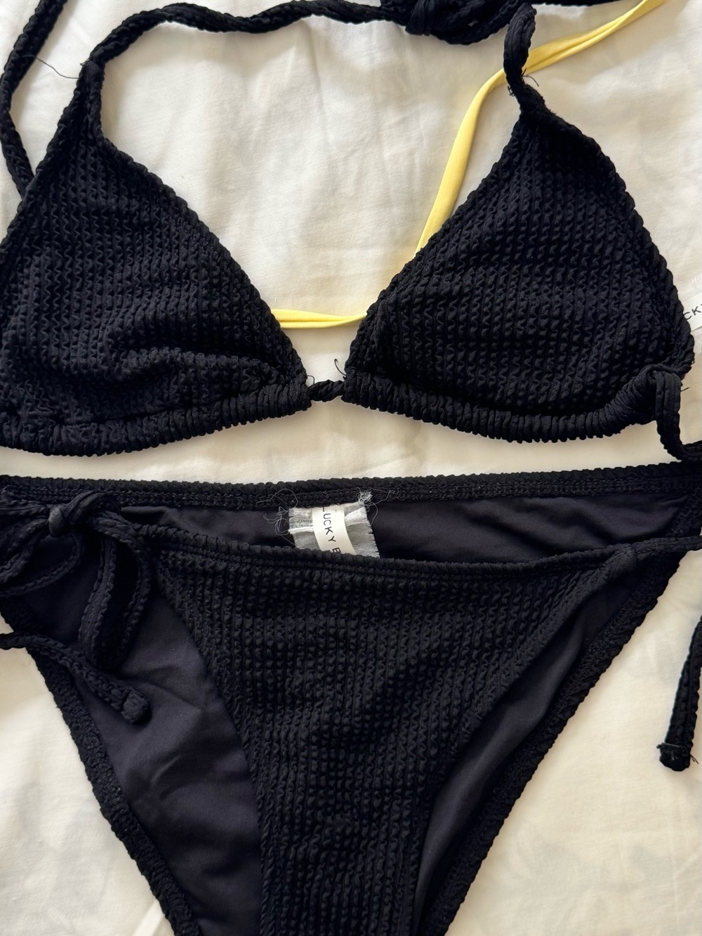 H&M Two-Piece Triangle Bikini Sets in Black & Pale Yellow - Picture 3 of 9